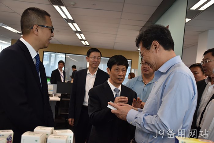 山东省日▣照市市长❈李永红一丨行来J9备用网站上海〓〓分公司考✩察调研